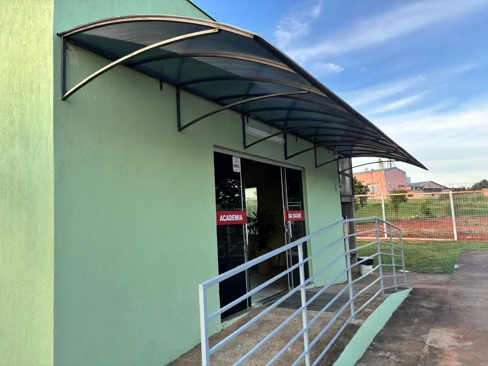 Academia da Saúde — Cobertura em policarbonato
