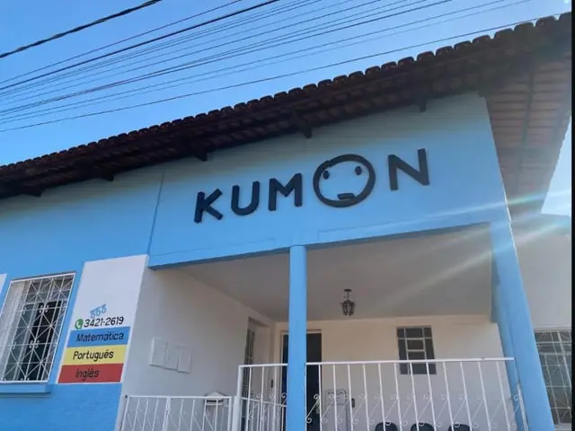 Kumon — Identificação na fachada