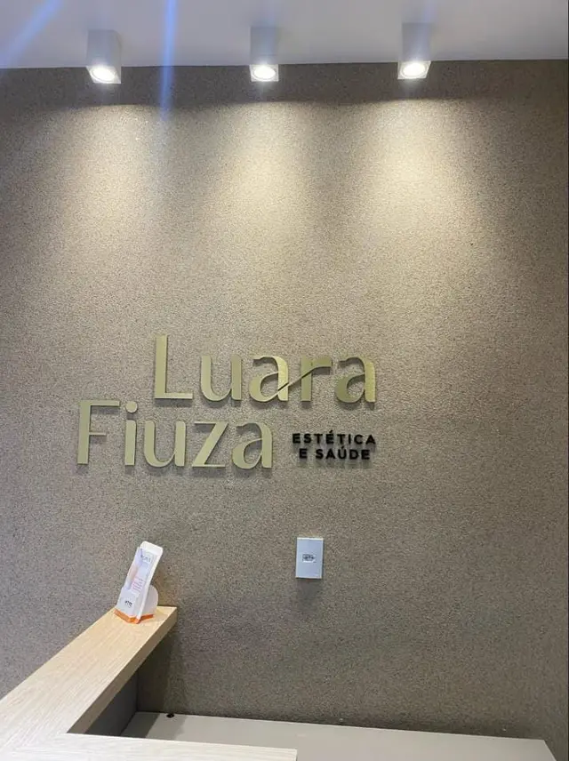 Luara Fiuza — Identificação do espaço de estética e saúde